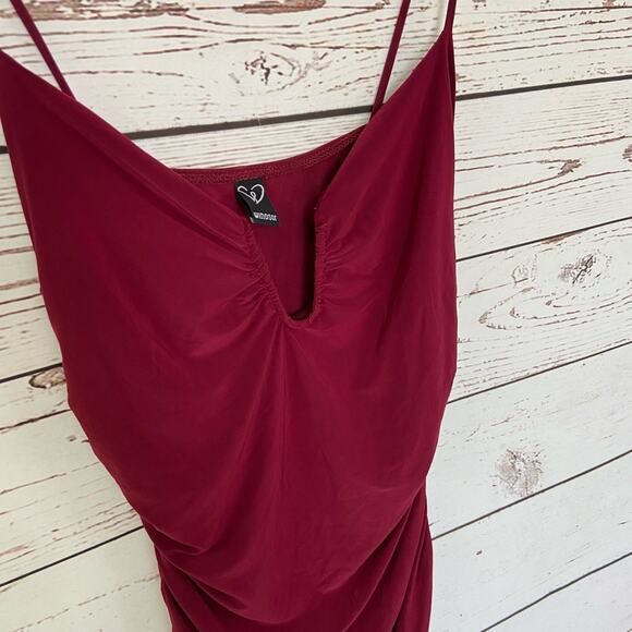 Windsor M Maroon Vneck Ruched Thin Strap Short Mini Cocktail Dress - Picture 3 of 5